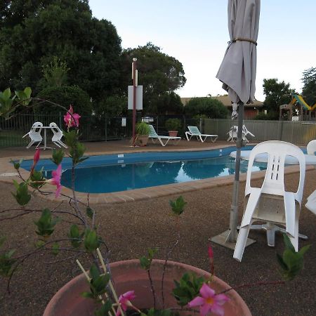 Bundaberg East Cabin And Tourist Park 外观 照片